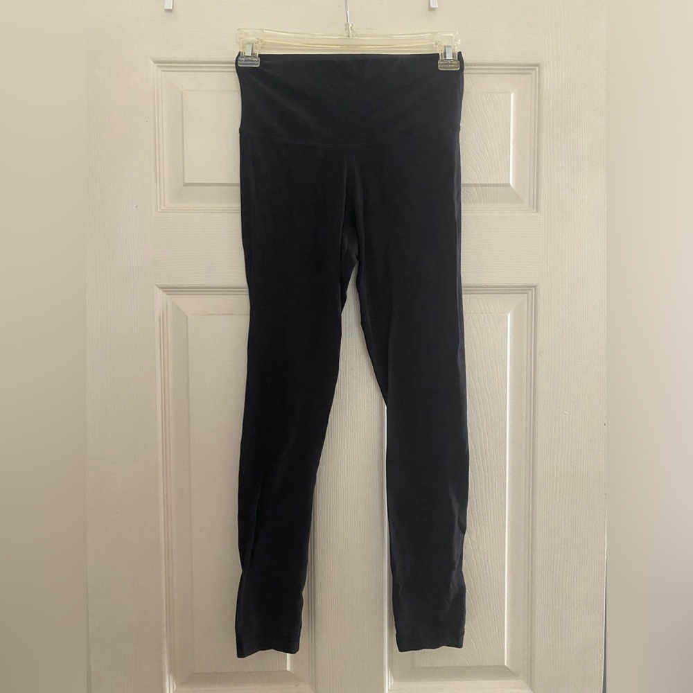 Black TNA ACTION Soft butter leggings